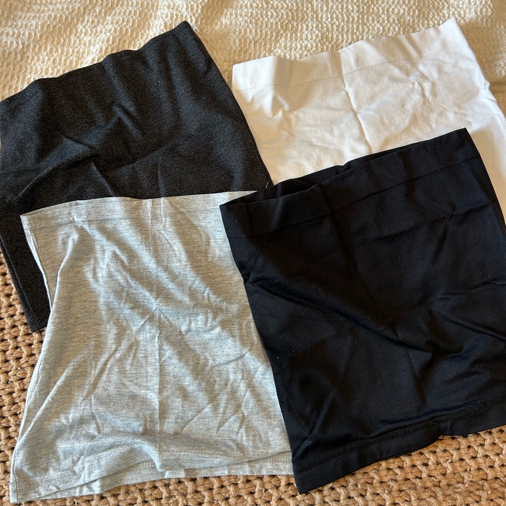 Set of Four Maternity Belly Bands in Black, White, and Gray (2)